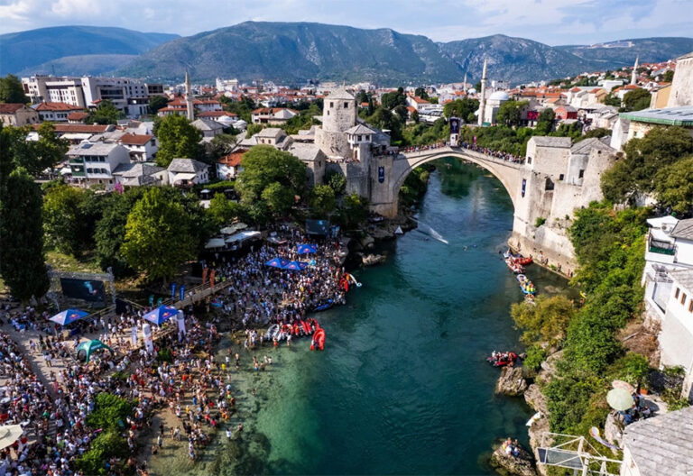 Deset godina spektakla: Red Bull Cliff Diving u Mostaru